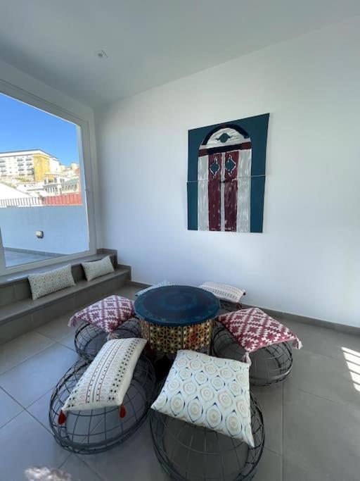 Apartamento 1Br Hidden Gem At The Nook Gibraltar Exterior foto