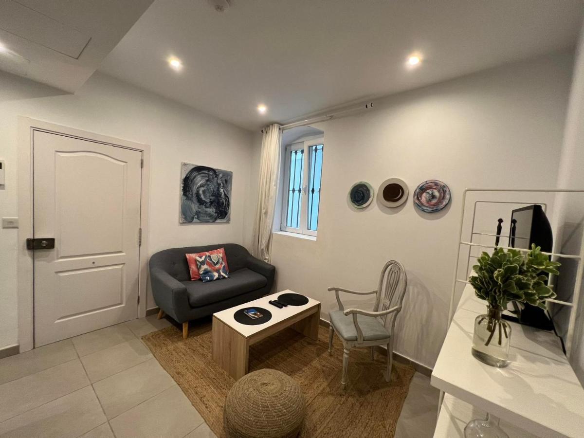 Apartamento 1Br Hidden Gem At The Nook Gibraltar Exterior foto